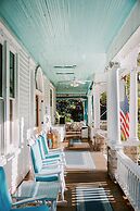 Amsterdam's Curry Mansion Inn