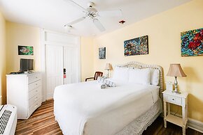 Amsterdam's Curry Mansion Inn