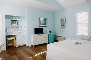 Amsterdam's Curry Mansion Inn