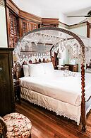 Amsterdam's Curry Mansion Inn