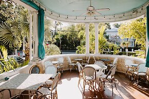 Amsterdam's Curry Mansion Inn