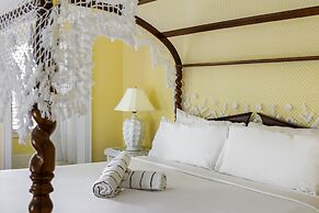 Amsterdam's Curry Mansion Inn