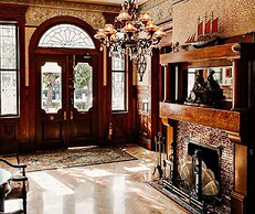 Amsterdam's Curry Mansion Inn