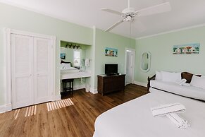 Amsterdam's Curry Mansion Inn