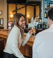 The Lakefront Anchorage