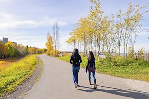 The Lakefront Anchorage