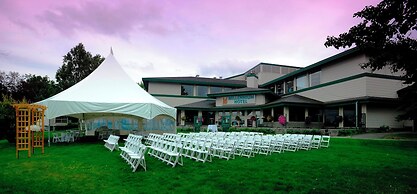 The Lakefront Anchorage