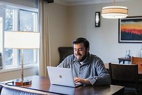 The Lakefront Anchorage