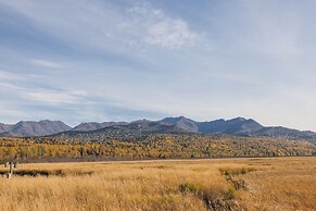 The Lakefront Anchorage