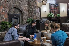 The Lakefront Anchorage