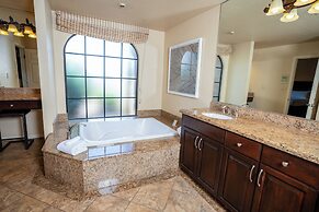 Scottsdale Plaza Resort