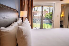 Scottsdale Plaza Resort