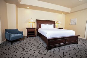 Scottsdale Plaza Resort