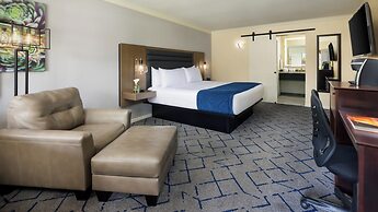 Scottsdale Plaza Resort