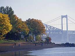 Comfort Inn Airport East - Ancienne Lorette