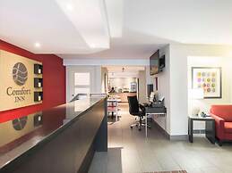 Comfort Inn Airport East - Ancienne Lorette