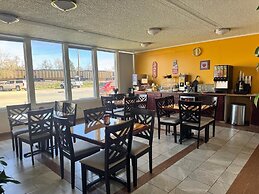 Alamo Inn & Suites