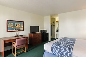 Alamo Inn & Suites
