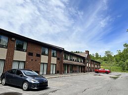 Econo Lodge Airport