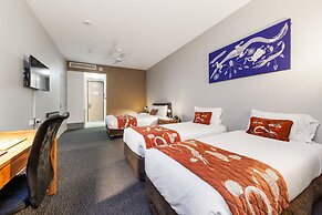 Mercure Kakadu Crocodile Hotel