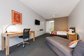 Mercure Kakadu Crocodile Hotel