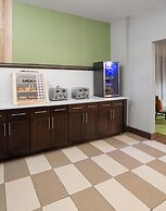 Spark by Hilton Decatur