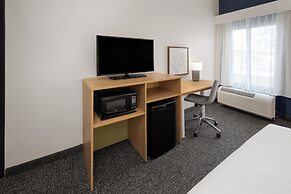 Spark by Hilton Decatur