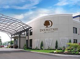 DoubleTree by Hilton Hotel Buffalo - Amherst