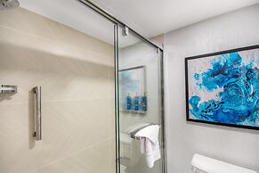 DoubleTree by Hilton Hotel Buffalo - Amherst