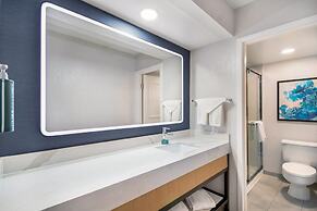DoubleTree by Hilton Hotel Buffalo - Amherst