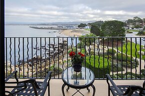 Monterey Bay Inn