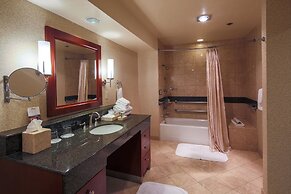 Monterey Bay Inn