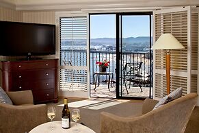Monterey Bay Inn