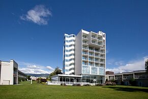 Best Western Plus Kelowna Hotel & Suites