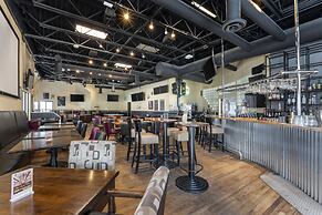 Best Western Plus Kelowna Hotel & Suites