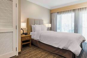 Best Western Plus Kelowna Hotel & Suites