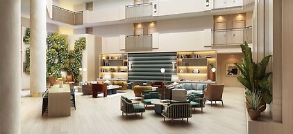 Hilton Santa Monica Hotel & Suites