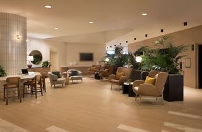 Hilton Santa Monica Hotel & Suites