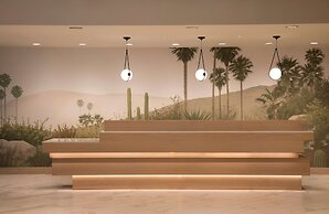 Hilton Santa Monica Hotel & Suites