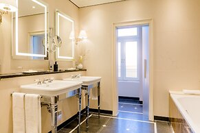 Excelsior Hotel Ernst am Dom