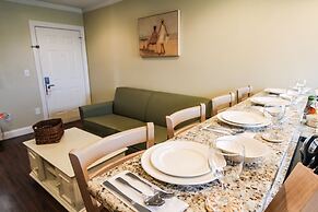 InnSeason Resorts HarborWalk