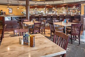 The Landing Hotel & Restaurant