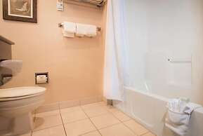 The Landing Hotel & Restaurant