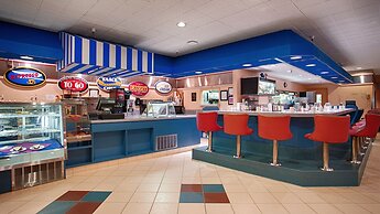 The Landing Hotel & Restaurant