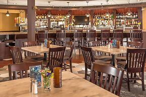 The Landing Hotel & Restaurant