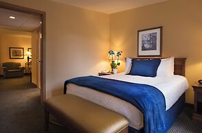 The Landing Hotel & Restaurant