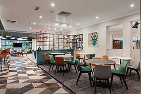 Holiday Inn Leeds Wakefield M1 Jct.40 by IHG