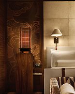 Four Seasons Resort Lanai