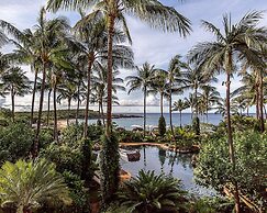 Four Seasons Resort Lanai