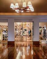 Four Seasons Resort Lanai